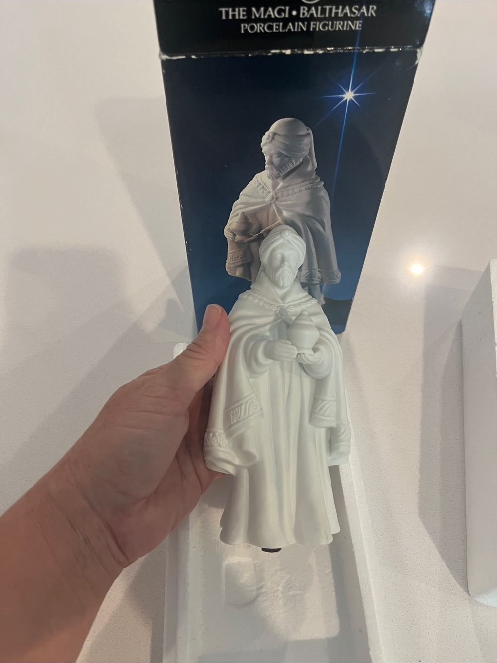 Vintage Avon White Porcelain Magi Balthasar Figurine